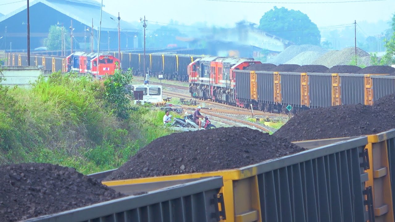 Semboyan 7 Paling Lama Di Stasiun Rejosari.