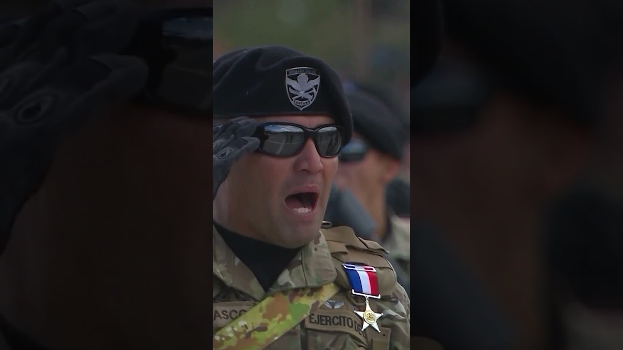 Militares entonan &ldquo;Los Viejos Estandartes&rdquo; en la Parada Militar 2024