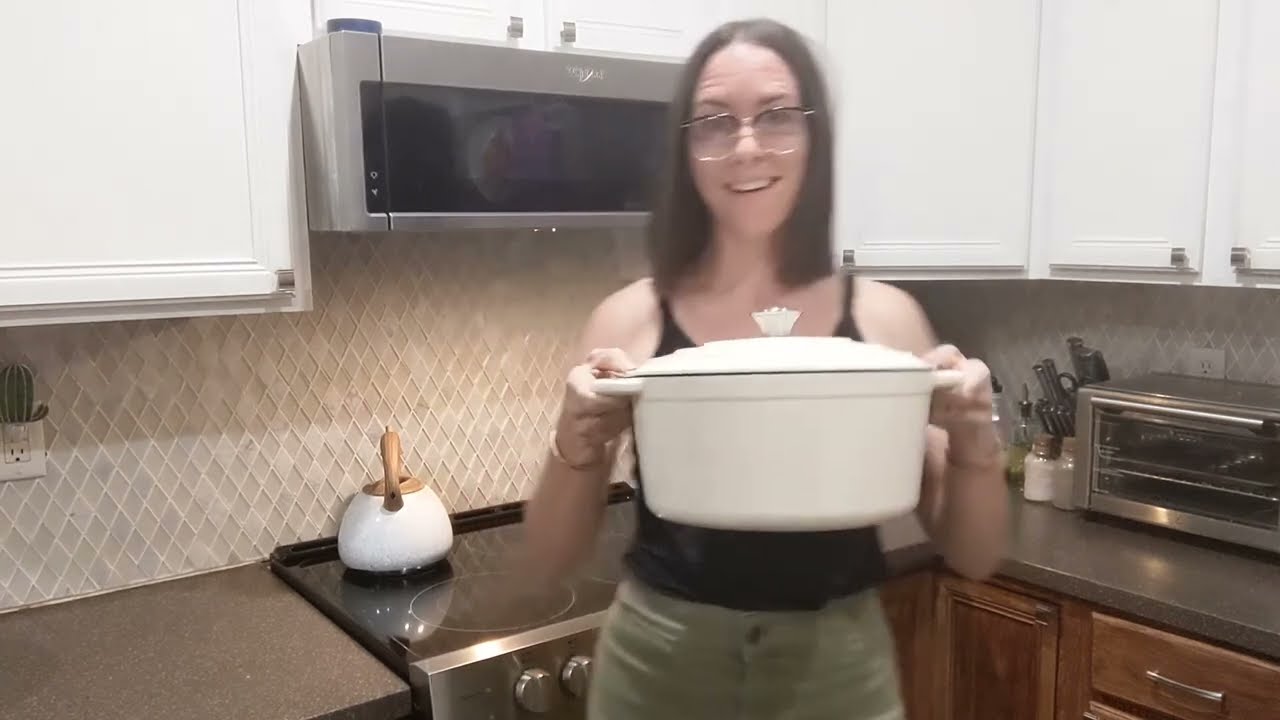 Cast Iron Dutch Oven Review | Sourdough Bread & Everyday Cooking