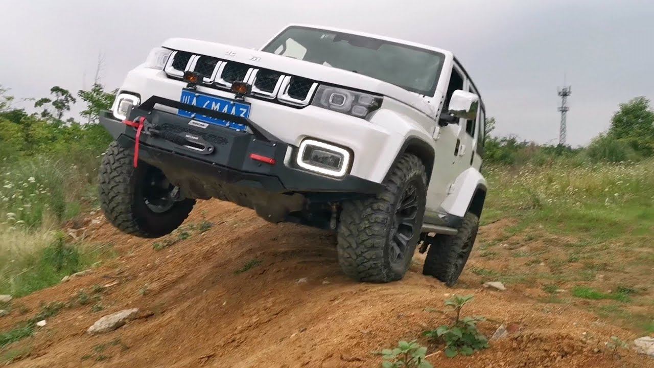 Baic BJ40 Plus Trying to Keep up with the Jeep Wranglers