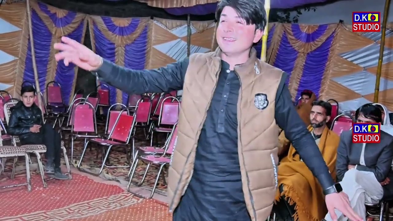Enjoy this beautiful performance of Peshawar Saaz from a Night Wedding Program in Kala Bagh.