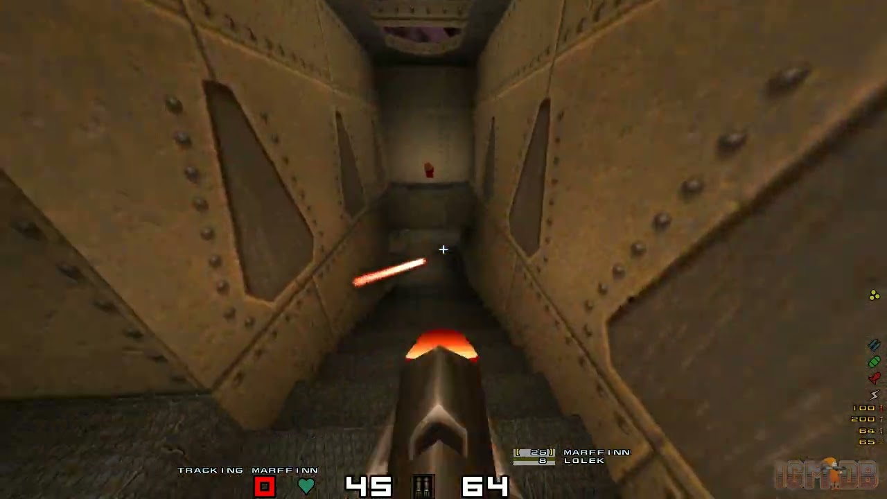 Quake 1/QuakeWorld: marffinn  vs  lolek   [ MAP: aerowalk ]