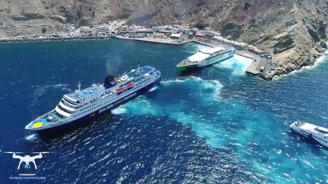 Superferry II - Αφιξη και μανουβρα στη Σαντορινη με τον cpt Τασο Τρεσσο !