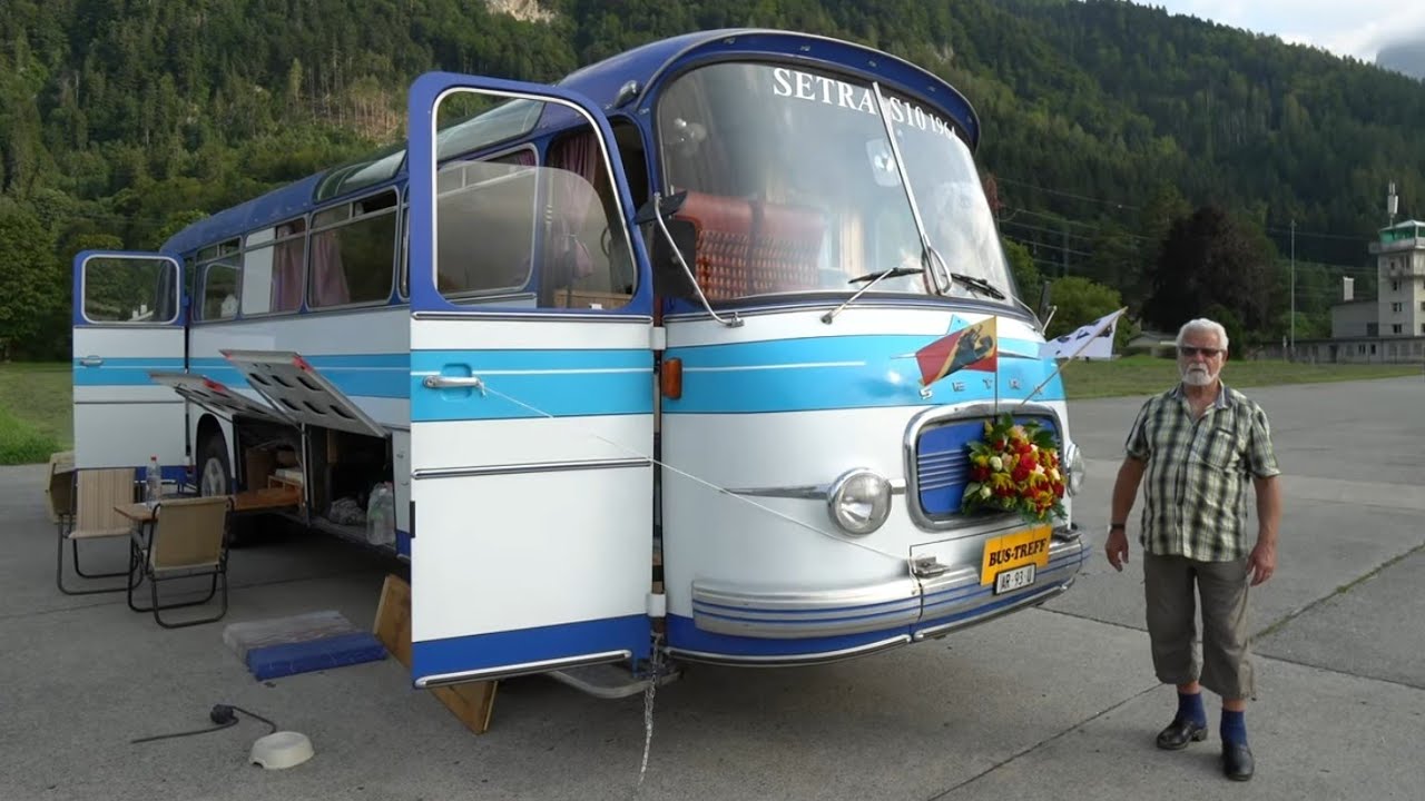 Wohnmobil komplett selbst gebaut: Setra S10 1964. Geniale Details. Küche, Bad, Panorama Sitzgruppe.