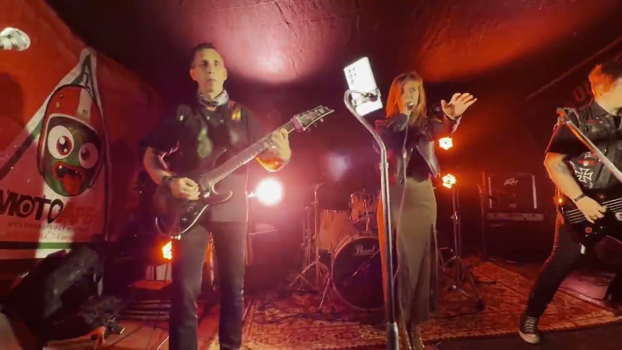 TYRANEL - Mara's Song/Through the Flame live (clip part)