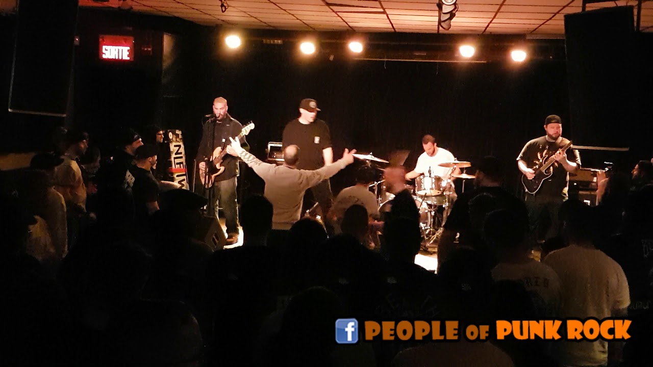 LIFELESS - Born Dead @ L'Anti, Québec City QC - 2017-12-14