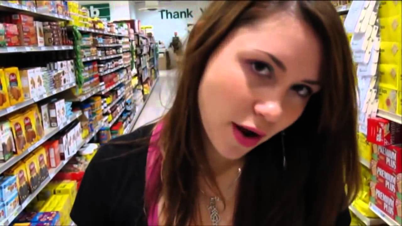 Heynadine-Eminem  Love The Way You Lie  ft  Rihanna PARODY  I love Eating Pie