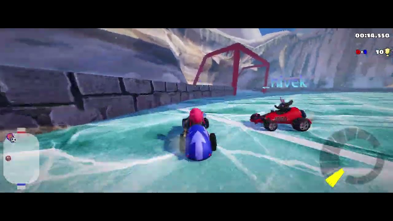 SuperTuxKart - Soccer Multiplayer Gameplay (2025-04-23 23-33-25)