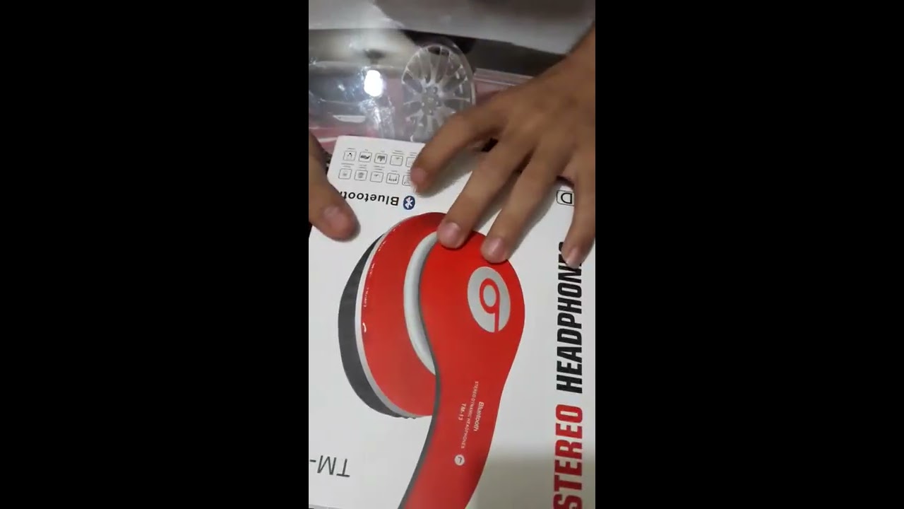 Unboxing new beats Tm-13 headphones 2017