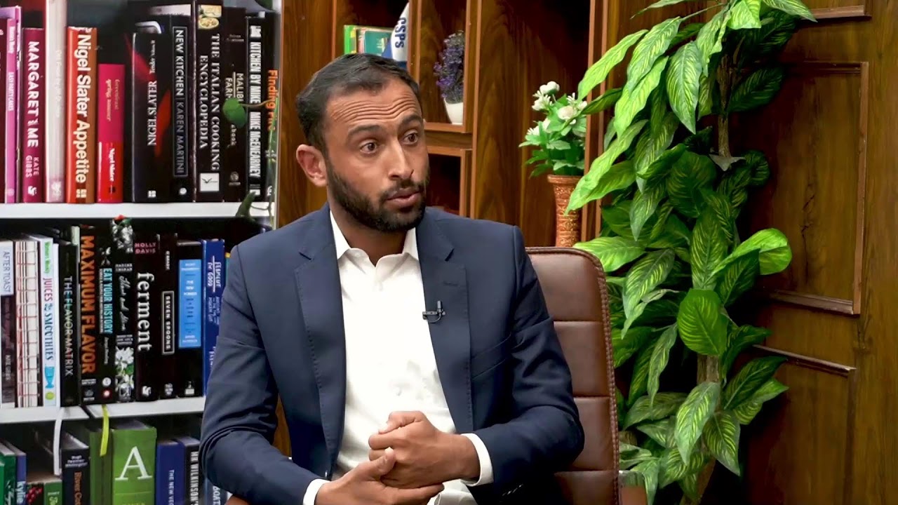 Makhmal Hayat Interview