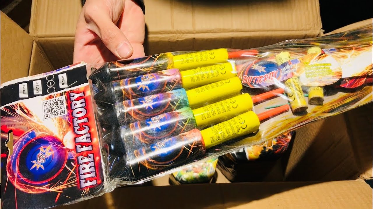 Unboxing fajerwerk&oacute;w ze sklepu pirosklep.pl superpower
