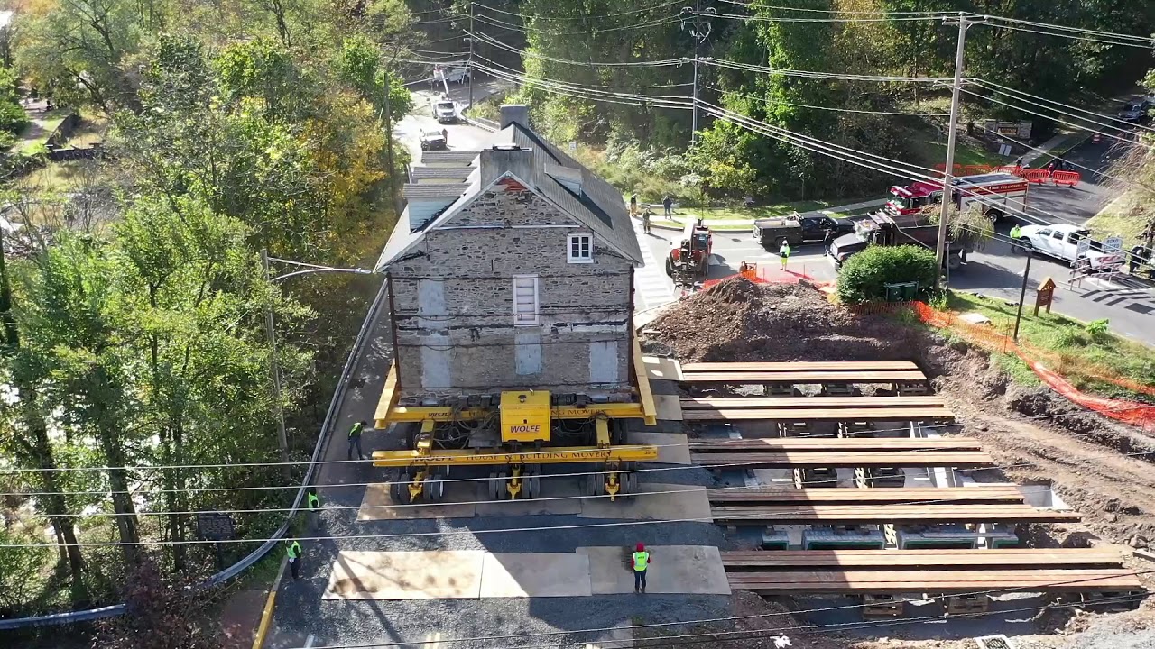 Moving of Chez Odette in New Hope