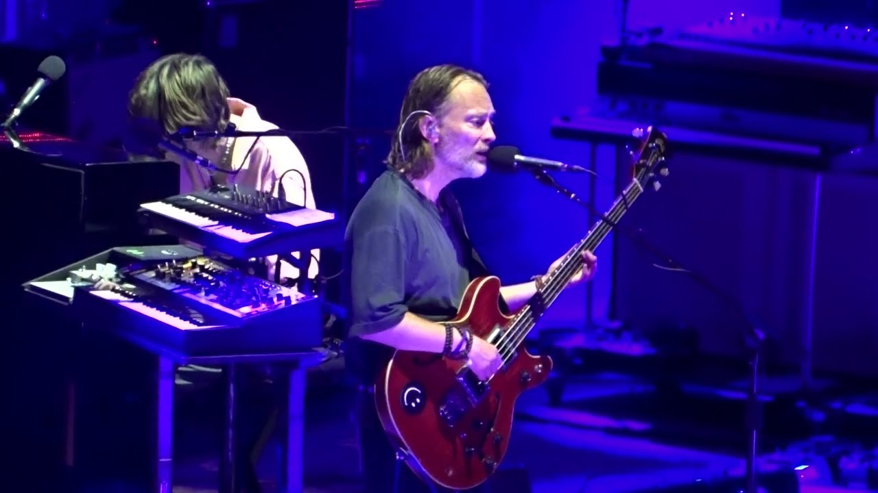 The Smile - People On Balconies - Live In Nîmes 2022