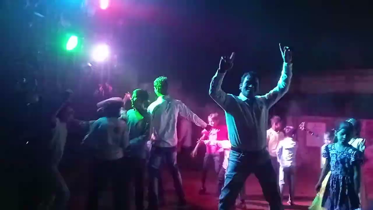 Dj में बच्चों के साथ डांस 20,2,26