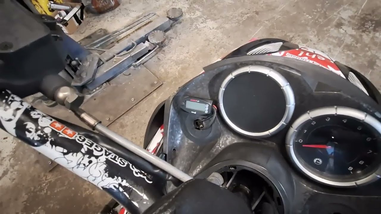 Skidoo REV MOD rakentelua Osa 1 / Kelkan esittely ja alustavat suunnitelmat