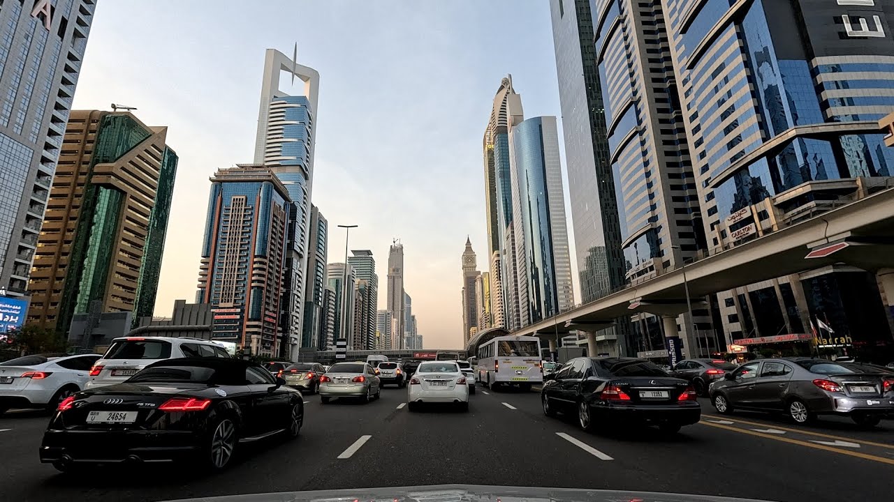 الإمارات مدينة دبي الجميلة شارع الشيخ زايد جولة السيارة عبدالله النهدي