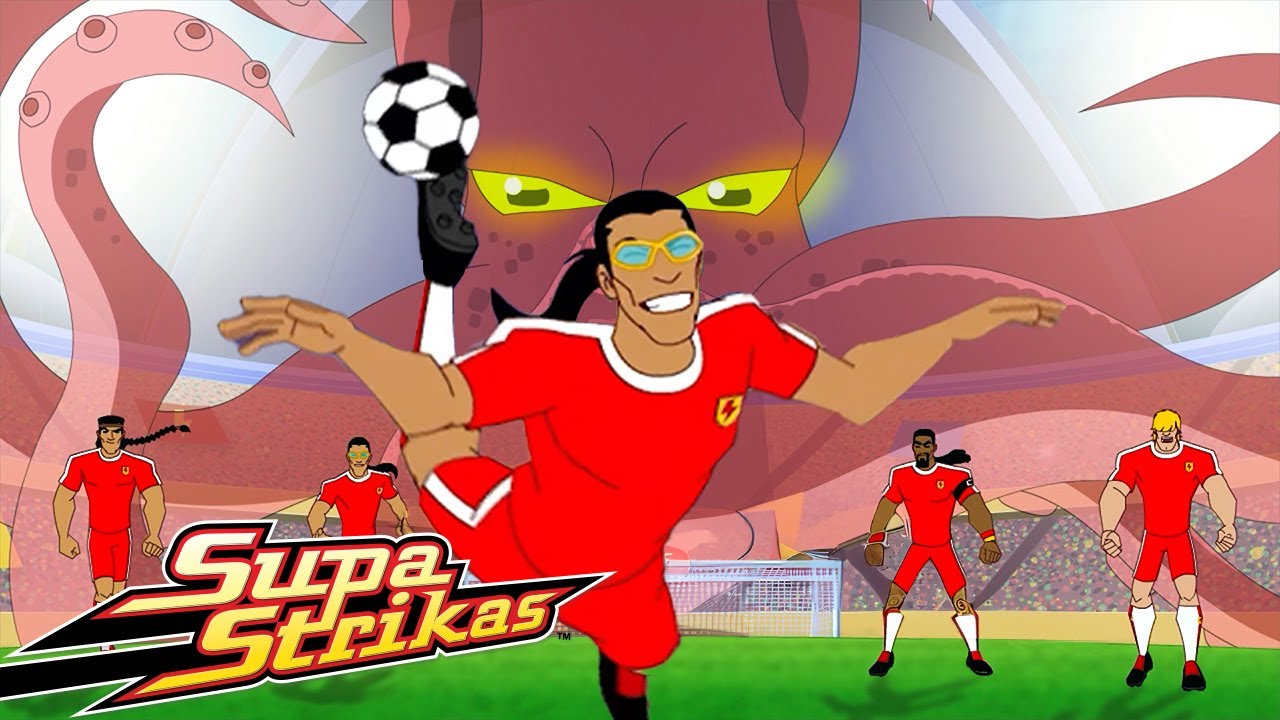 &iexcl;North Shaw Perdido en el Mar! &iquest;Llegar&aacute; al Partido? | Super Strikas | S&uacute;per F&uacute;tbol Dibujos Animados