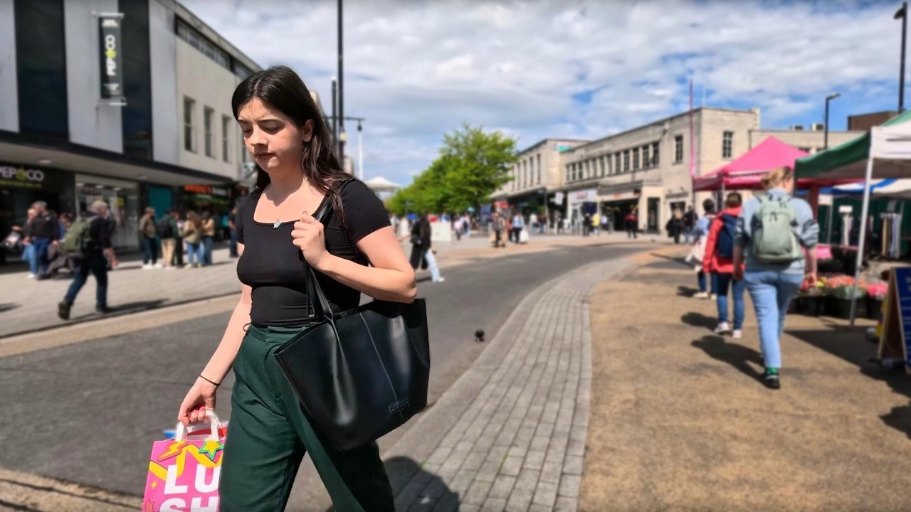 The amazing and wonderful Westquay Shopping Centre & Southampton Highstreet Tour.