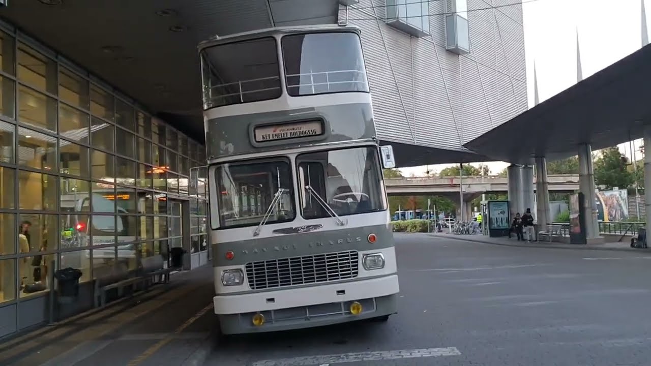 Ikarus 556 emeletes busz, Népliget autóbusz végállomás körbetekintős videó 2022.09.21