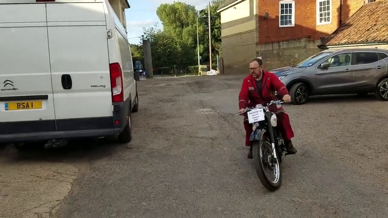 1950 Royal Enfield Model G 350cc at Andy Tiernans #07568REN