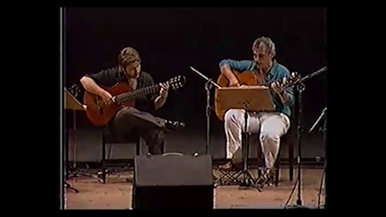Raphael Rabello e Dininho -  Dança Brasileira (Radamés Gnattali)