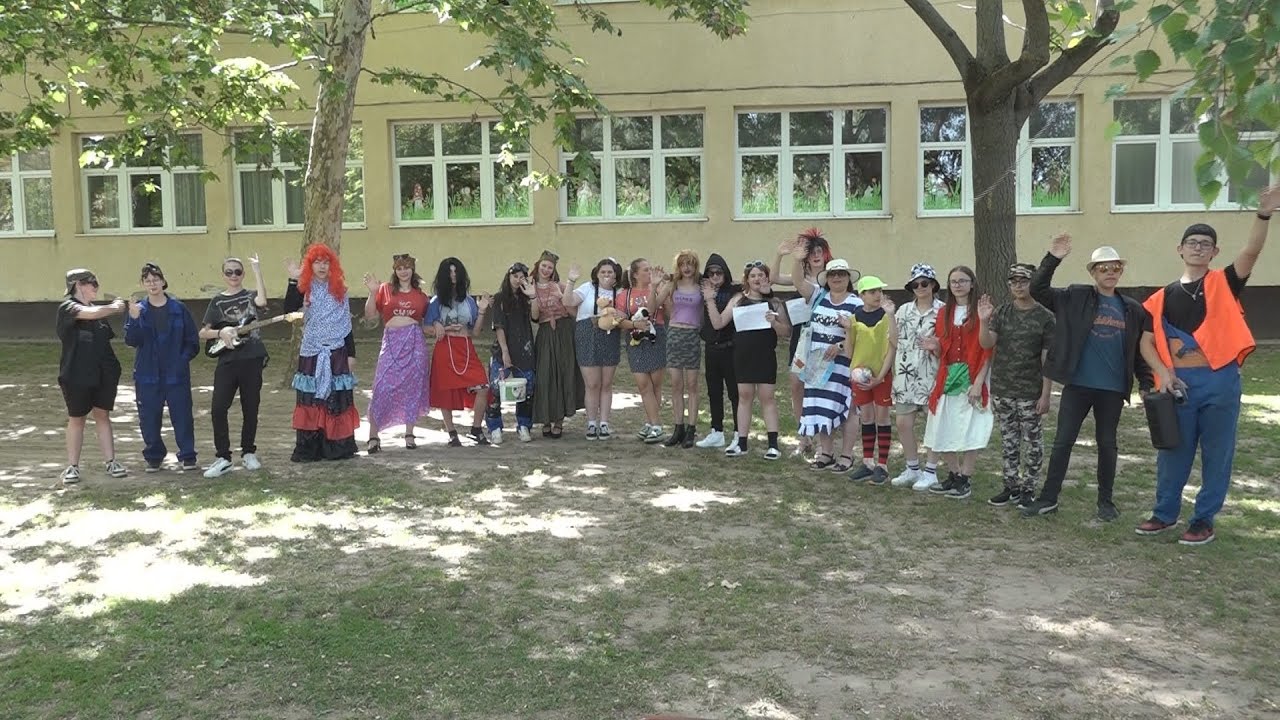 Bolondballagás 2024. június