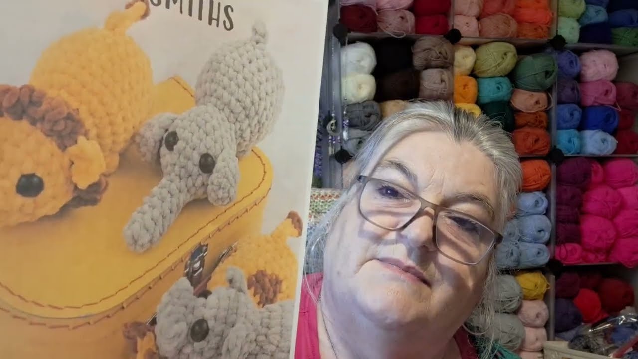 Wool warehouse Wednesday episode 2: Yarnsmiths Chenille chunky