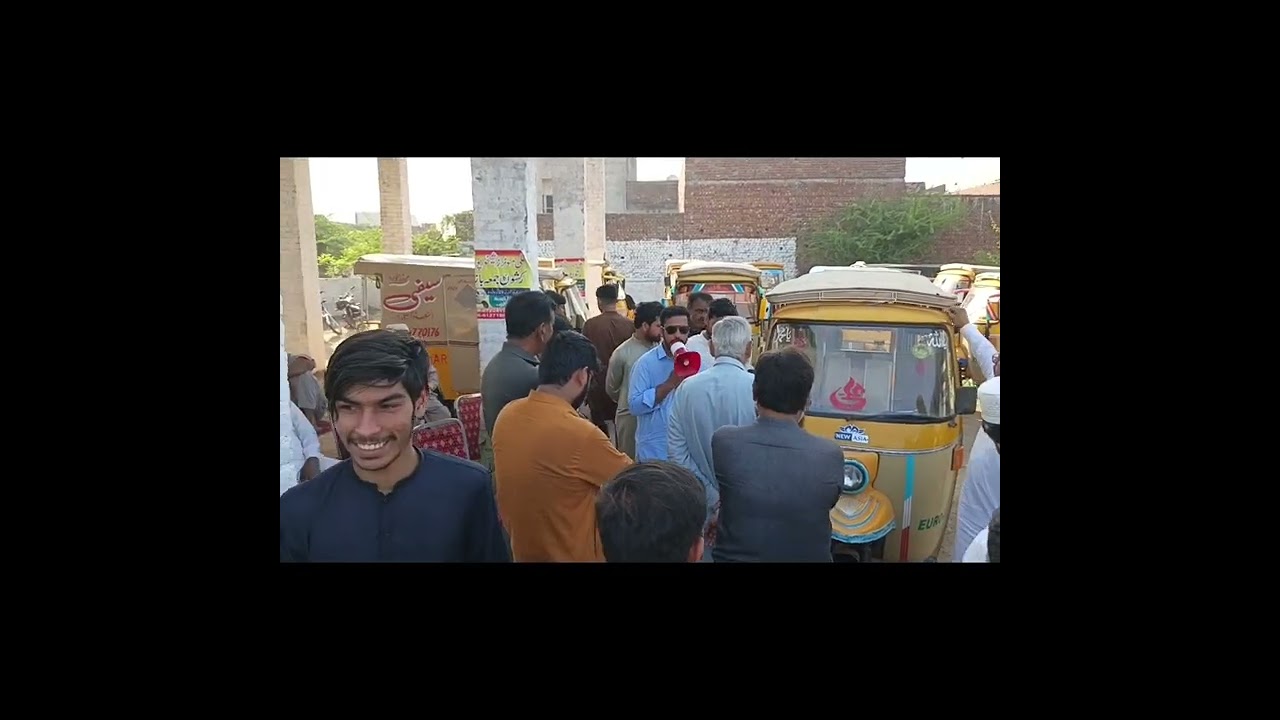 Ali motors sheikhupura03298722417#rikshaw#autorikshaw#auto#threewheeler#youtubeshorts#shortsviral 