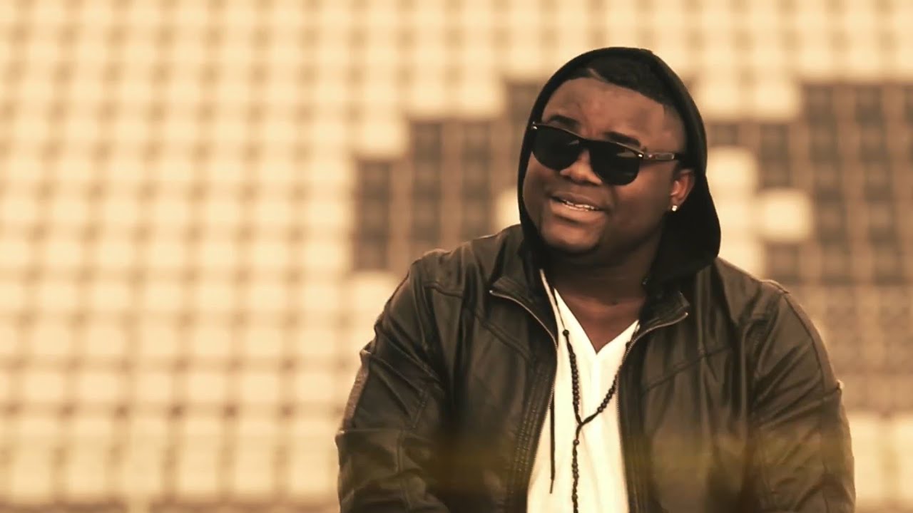 Mastiksoul Feat. Dmol - Hands Up