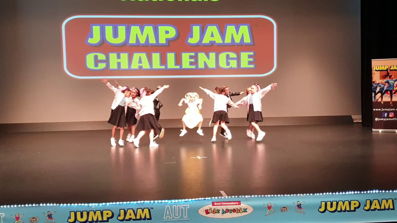 Yr 3-4 Advanced Open Jump Jam Team - 2nd in NZ