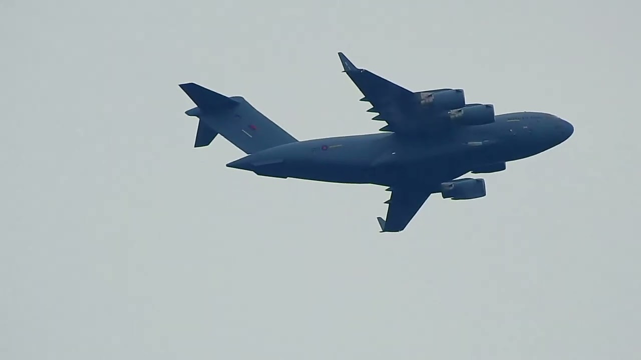BLACKCAT 01 RAF C 17