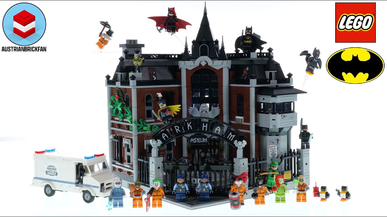 LEGO Batman 76300 Arkham Asylum Speed Build
