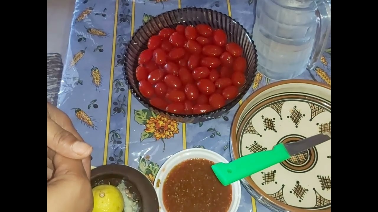 طوماط سوغيز معسلة (مطيشة صغيرة )🍅🍯
