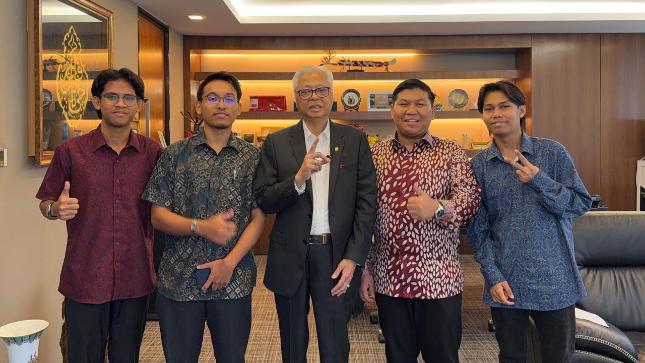 Wawancara Eksklusif Bersama Dato' Sri Ismail Sabri Bin Yaakob : Inspirasi Kepimpinan dan pendidikan