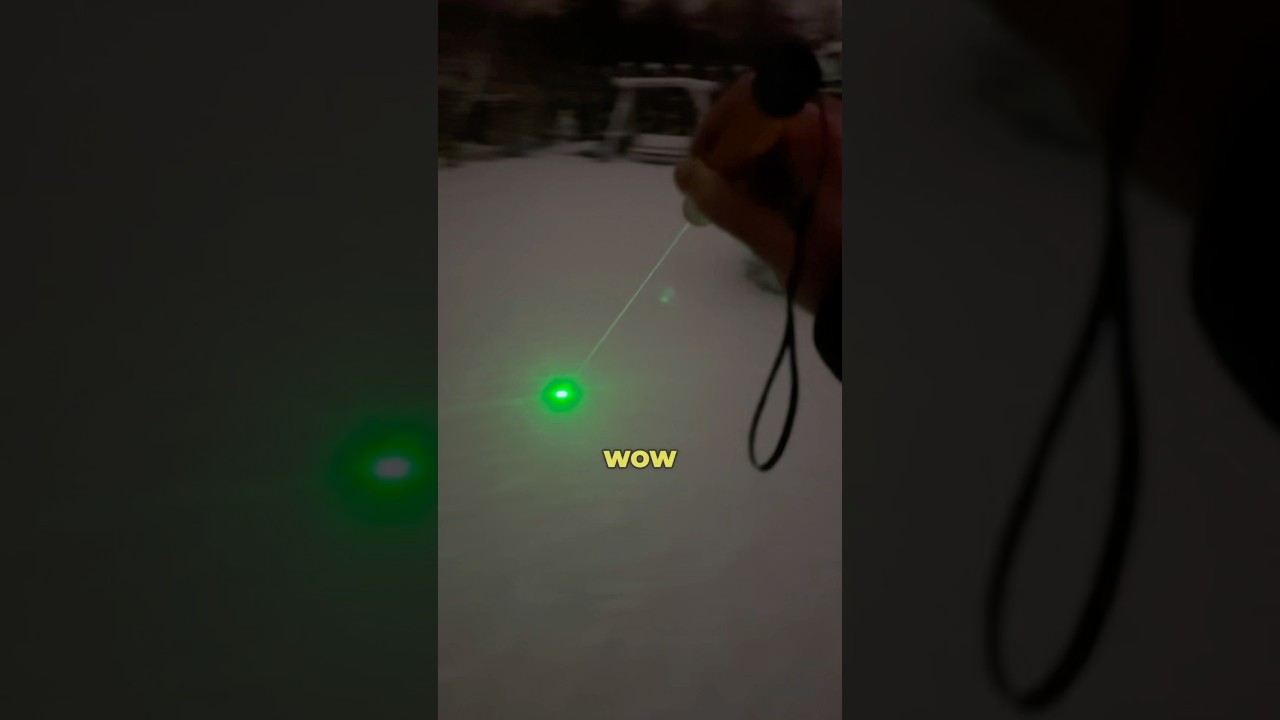 Sprawdzam LASER na śniegu W NOCY ❄️🌙