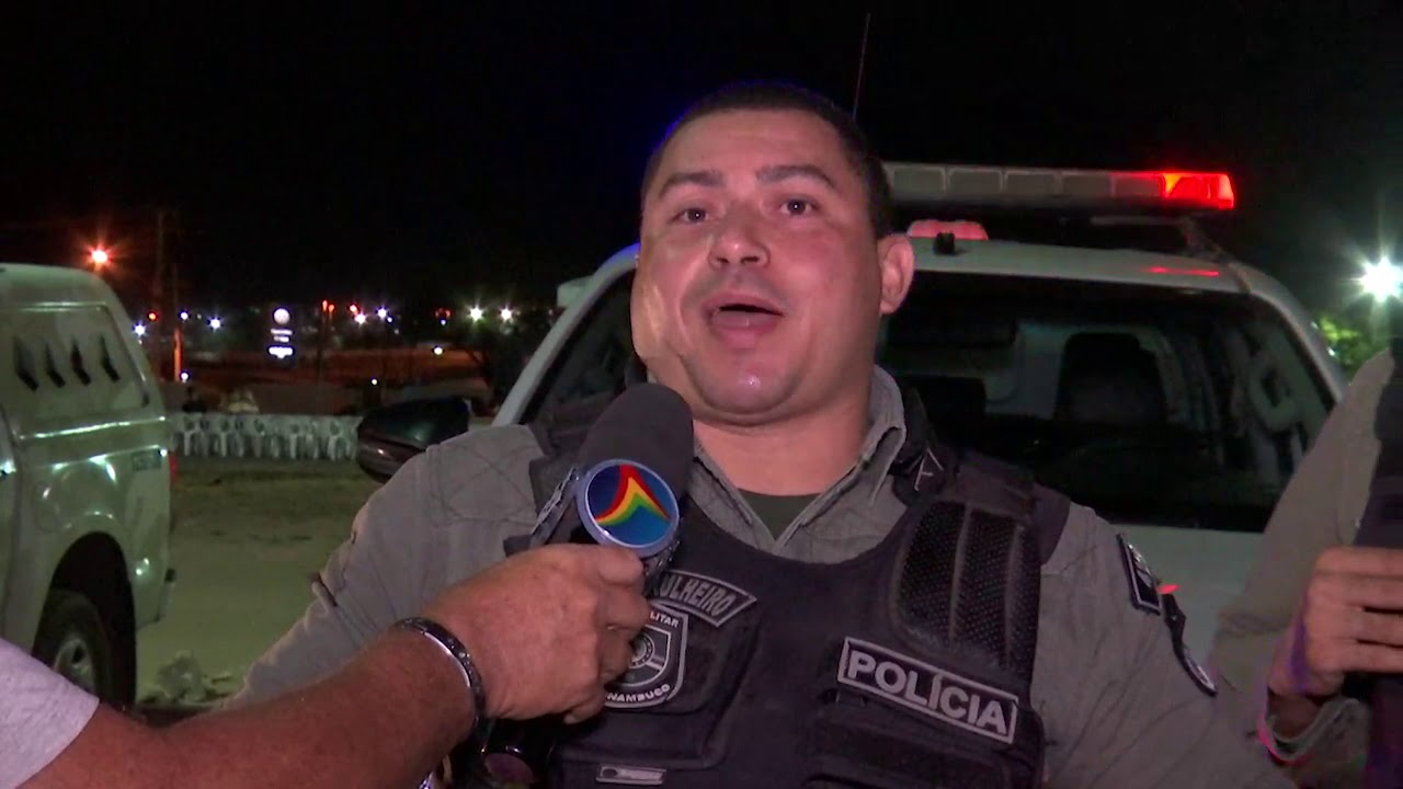 Mulher é presa ao tentar arremessar drogas para dentro da Funase de Caruaru