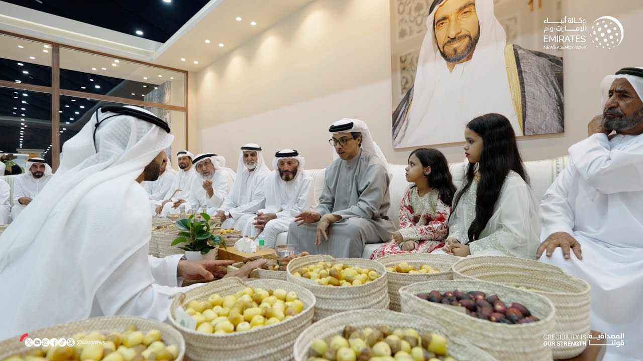منصور بن زايد يزور مهرجان ليوا للرطب ويؤكد أهمية الزراعة ودعم المزارعين في تعزيز الأمن الغذائي