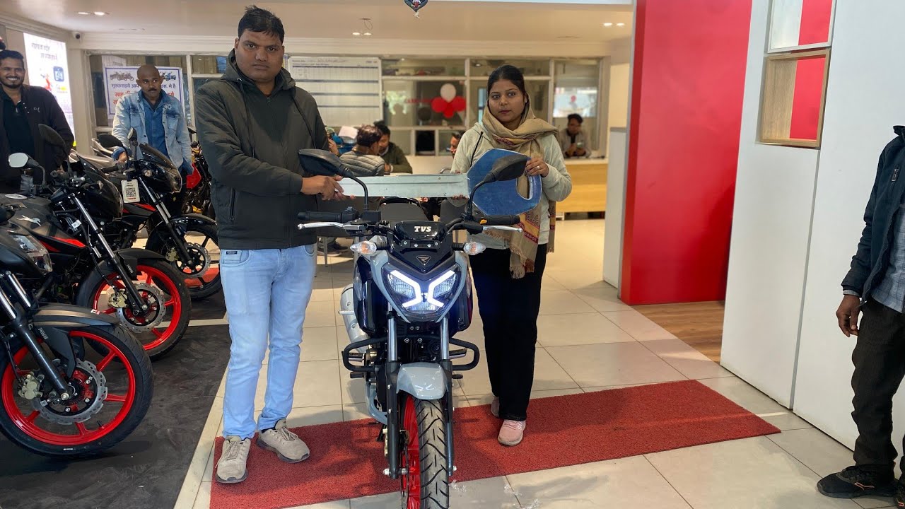 Buying New Bike For My Brother 😱🎉|| Taking Delivery Of Tvs Raider 125 😍|| Tvs Raider 125 iGo bike🎉😱