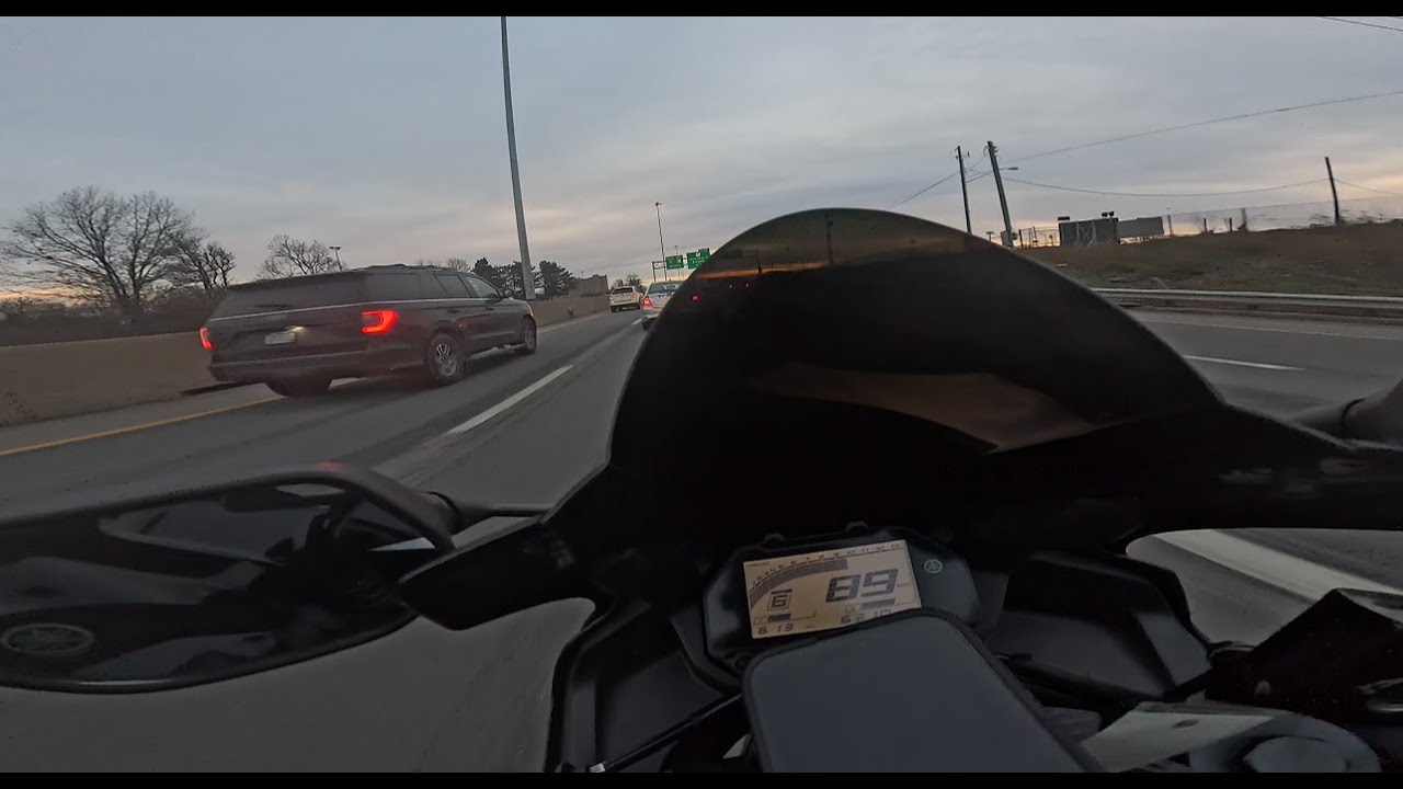 just a lonely 22 year old with an r3