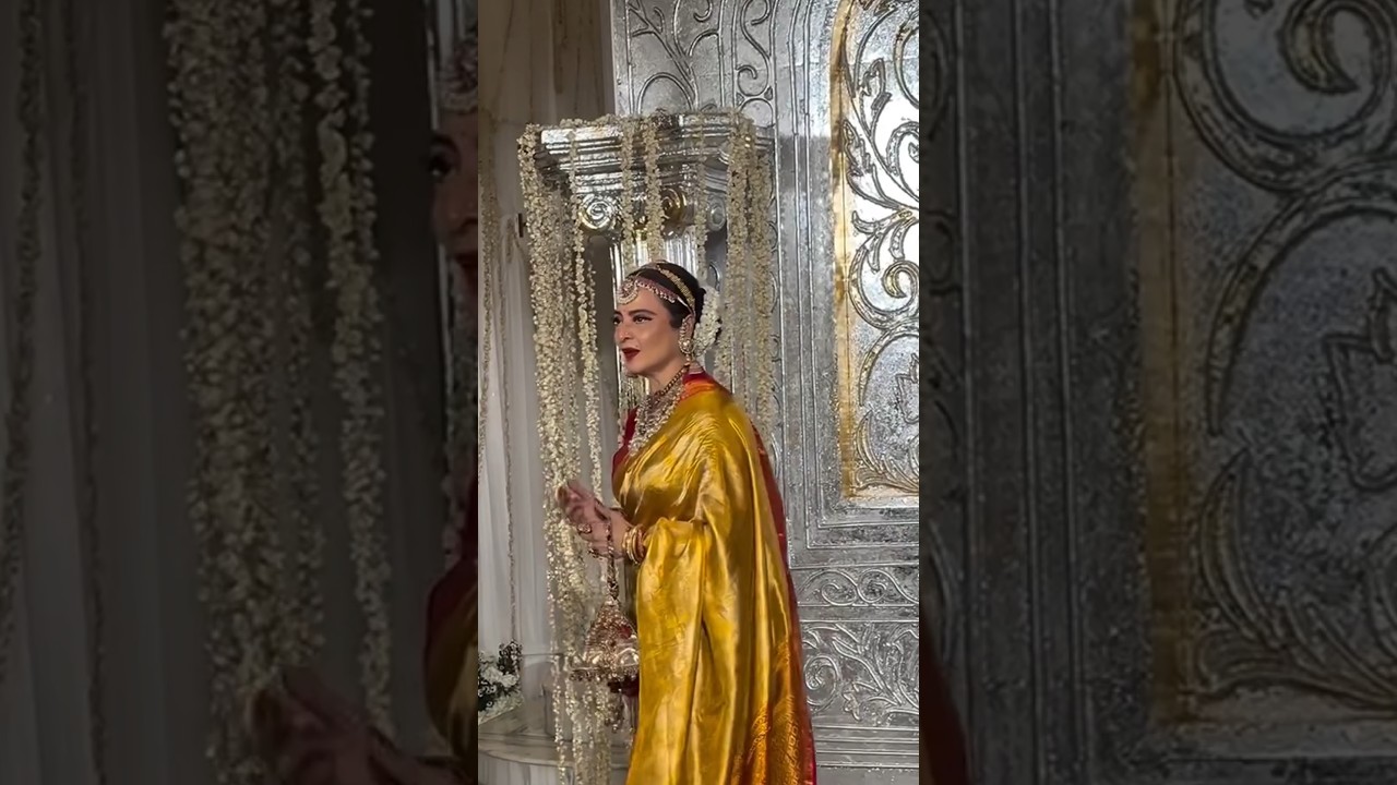 Rekha Attends Manish Malhotra Diwali Party 2025