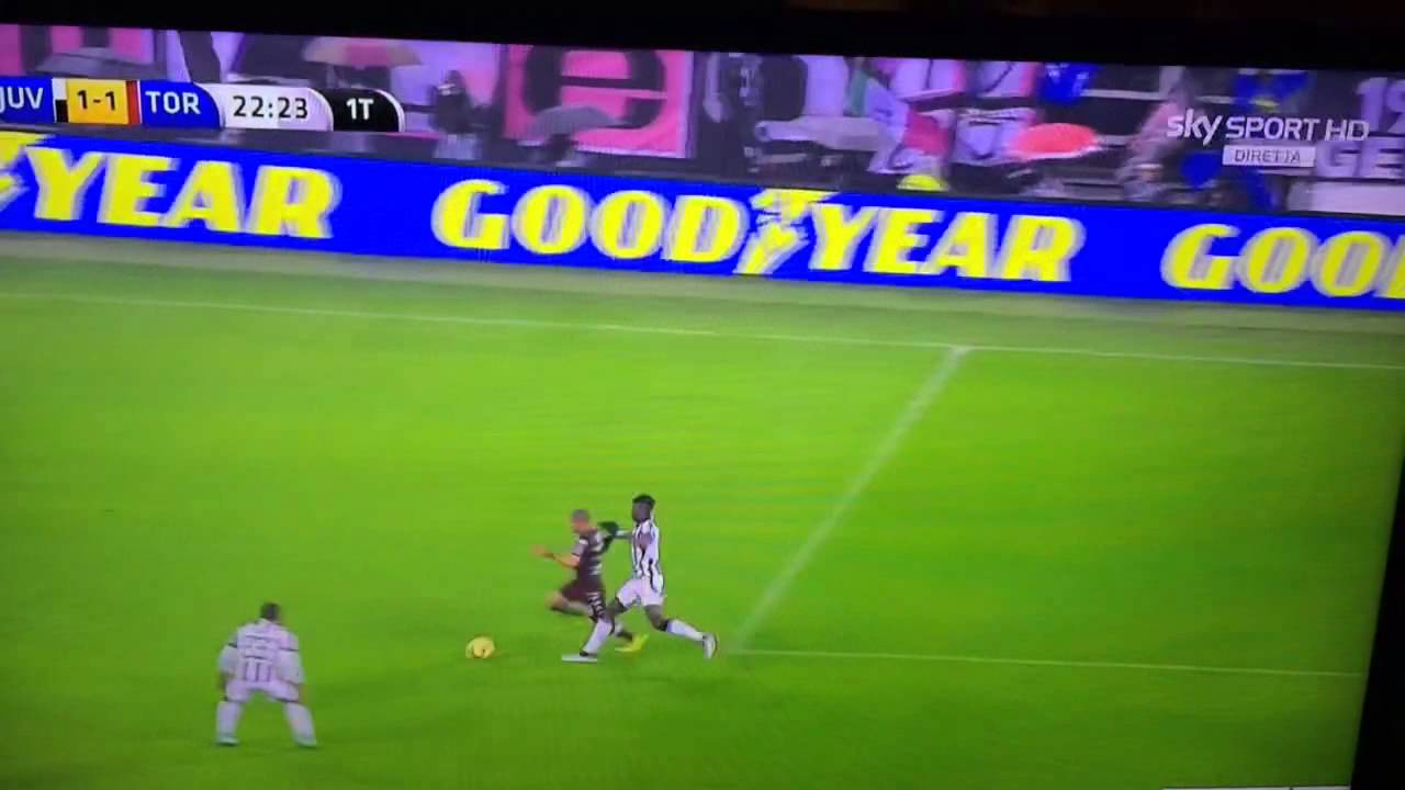 Derby di Torino, l'incredibile gol di Peres: coast to coast contro la Juve