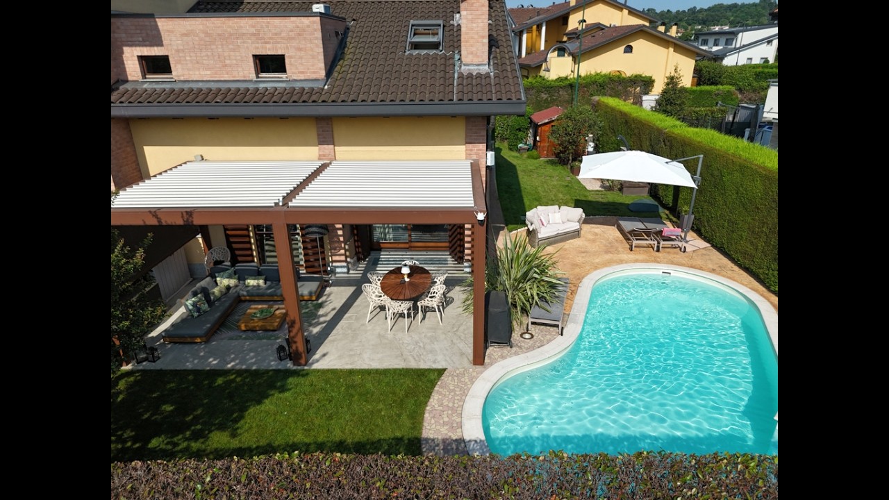 Villa con Piscina in Brianza a Usmate Velate | Monza e Brianza