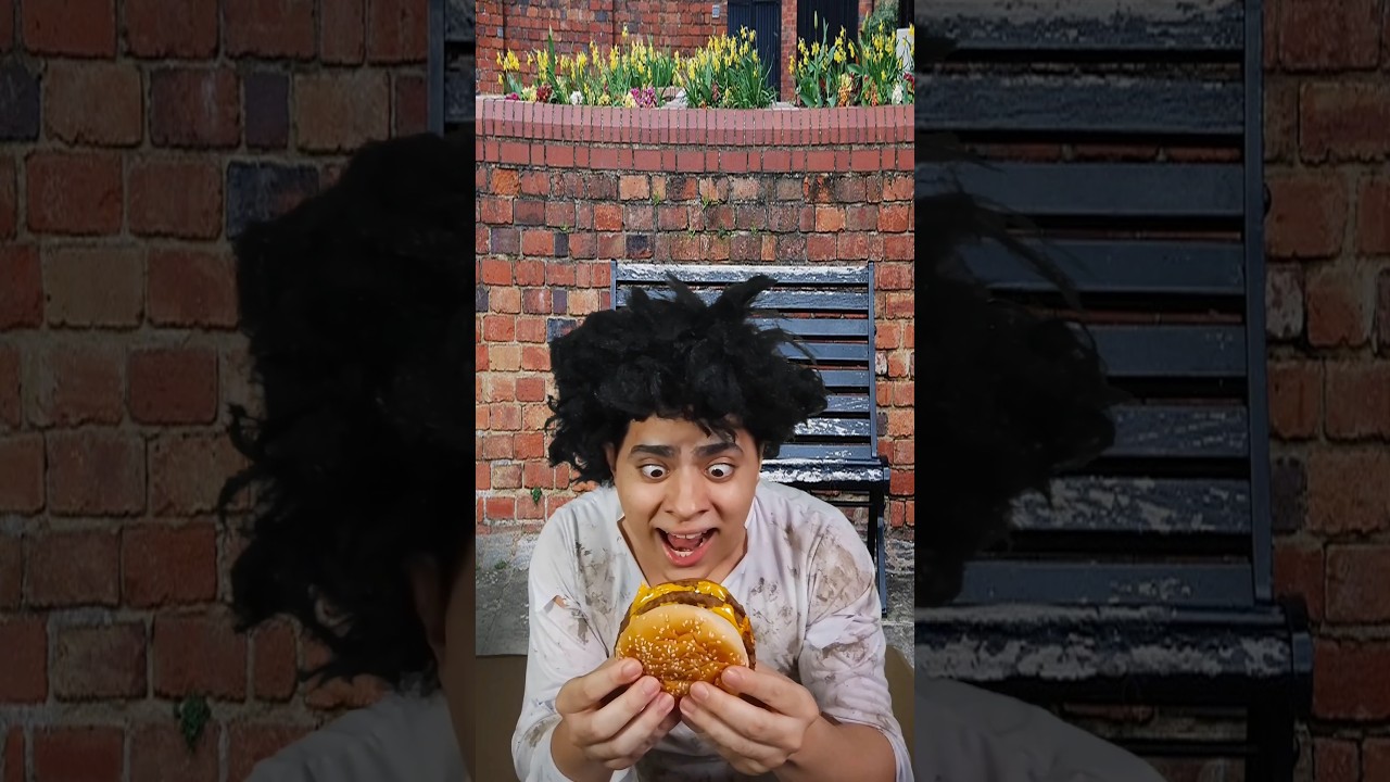 O morador de rua estava com muita fome 😢 #pov #asmr #satisfying