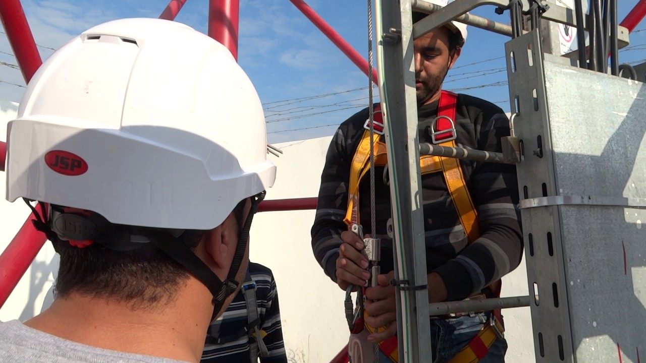 Formation en sécurité et travail en hauteur ; training work at height in tunisia