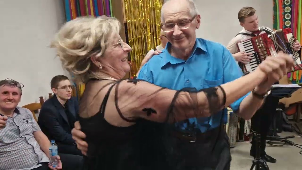 'Jestem jeszcze kawalerem i całą kupę dziewczyn mam' - ostatki w Zwoleniu! 18.02.2023 r.