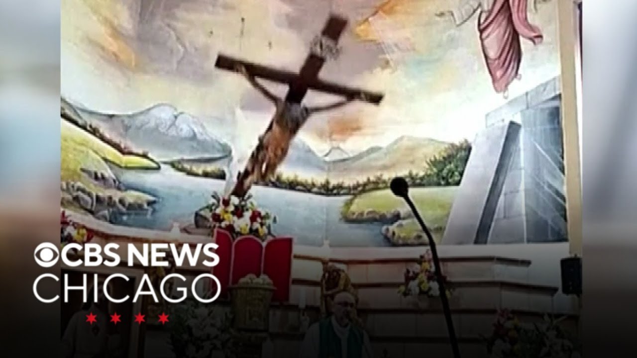 Priest killed by falling crucifix during livestream in Ecuador