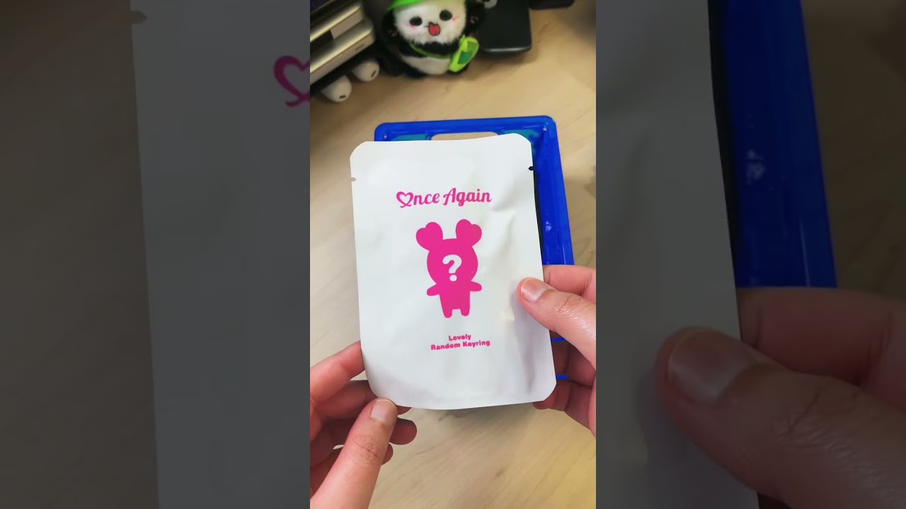 Наполняем контейнер Tzuvely товарами TWICE.
