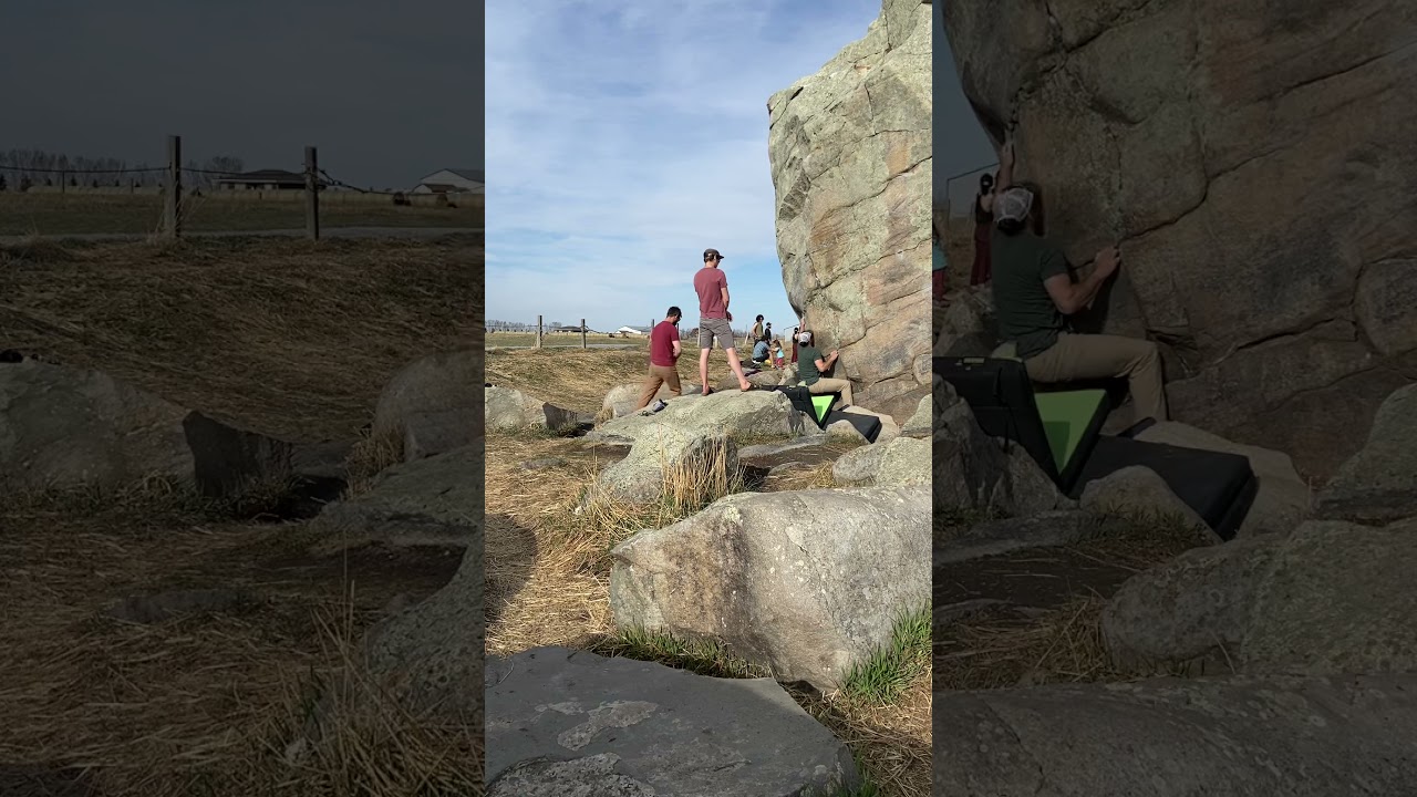 American Sandbag Route, Big Rock, Alberta Bouldering