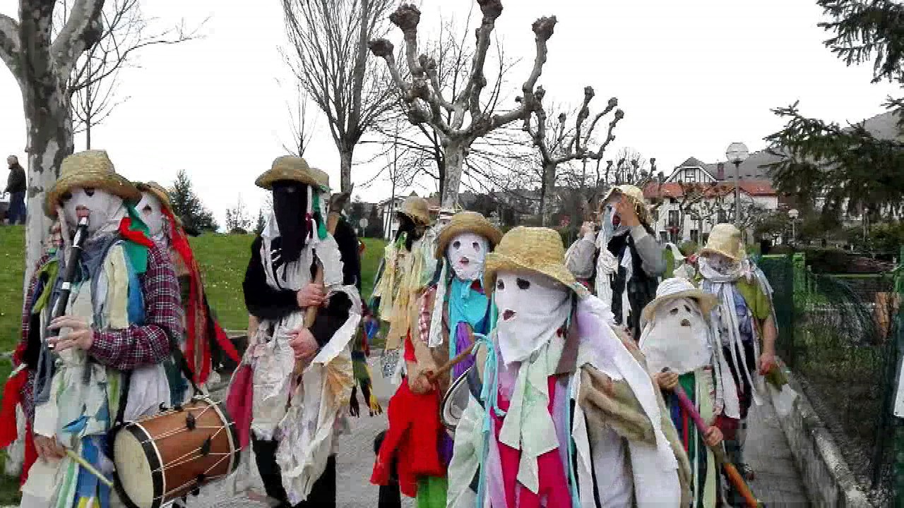 Carnavales Rurales-Mineros de Abanto 2017  -  2017ko Abantoko Landa-Meatze Aratusteak