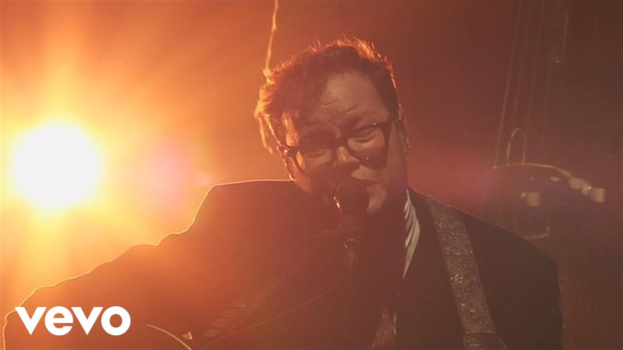 Pero No Así (En Vivo [Sala Telefónica del Centro Cultural Roberto Cantoral])